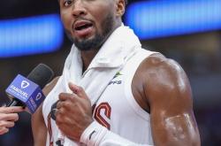 登录入口包含克里夫兰骑士迎CBA常规赛关键赛，赛前战术微调，球迷炸锅，轮换策略成焦点的词条